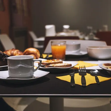 Гостевой дом Domus Helena 4*