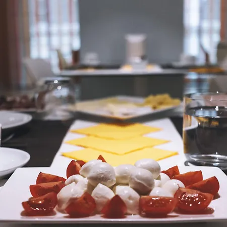 Domus Helena Гостевой дом Рим